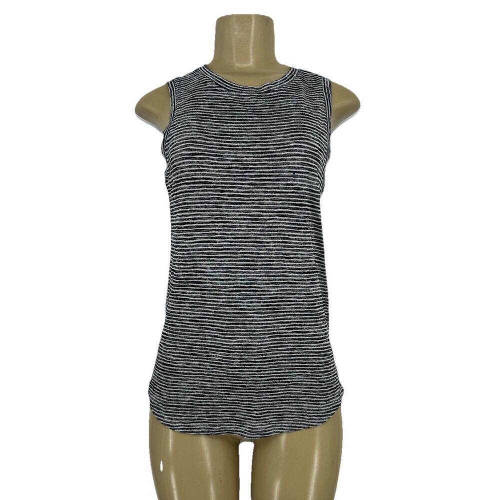 Athleta XXS Women Breezy Tank in a black and white striped pattern 6-9k